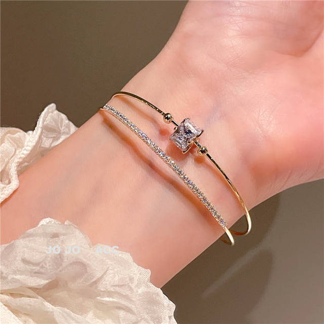 Chic design cubic zircon setting real gold plated bangle