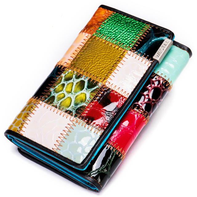 Natural pattern leather wallet
