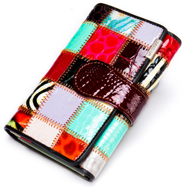 Natural pattern leather wallet