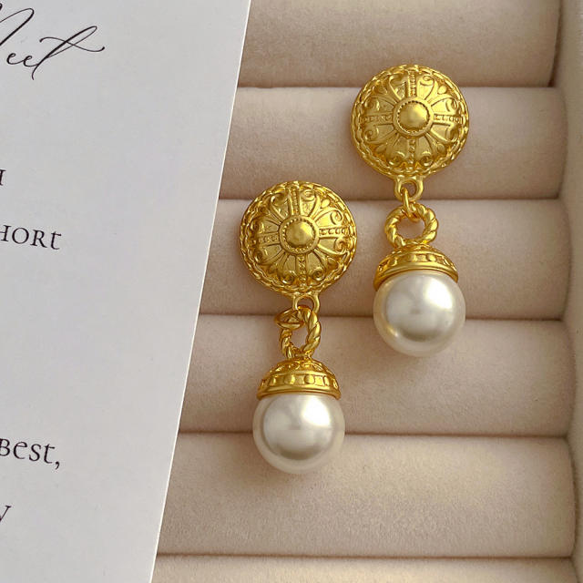 Vintage real gold plated copper pearl earrings