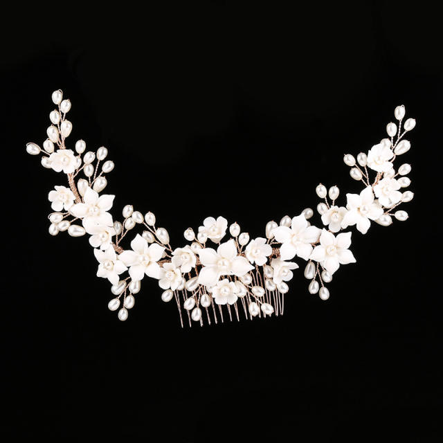 Delicate crystal beads ceramics flower wedding hair combs