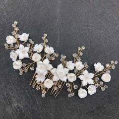 Delicate ceramics flower crystal beads wedding hair combs