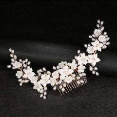 Delicate crystal beads ceramics flower wedding hair combs