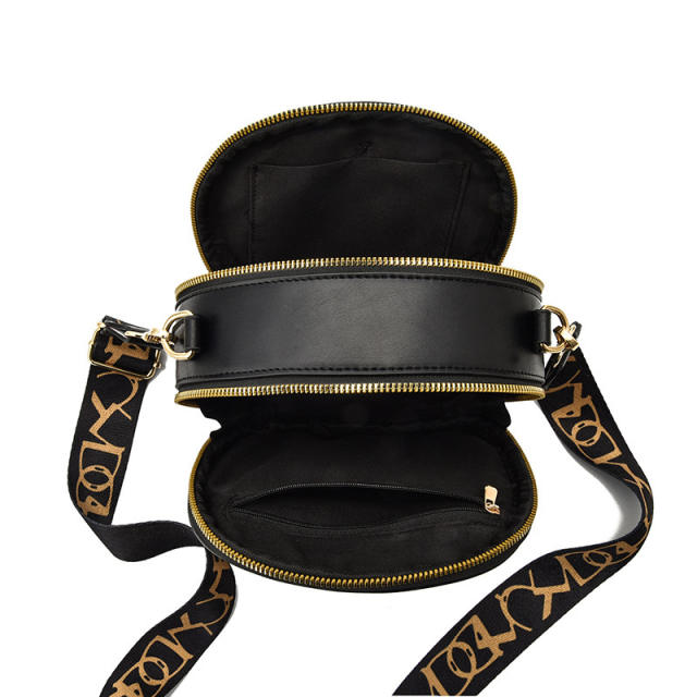 Sweet round shape qulited crossbody bag