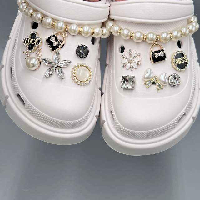 DIY shoes accessory for cross
