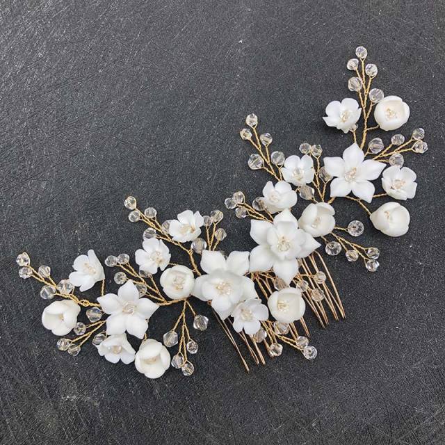 Delicate ceramics flower crystal beads wedding hair combs