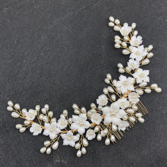 Delicate crystal beads ceramics flower wedding hair combs
