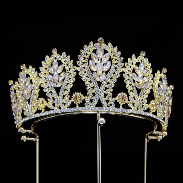 Baroque colorful cubic zircon alloy crown