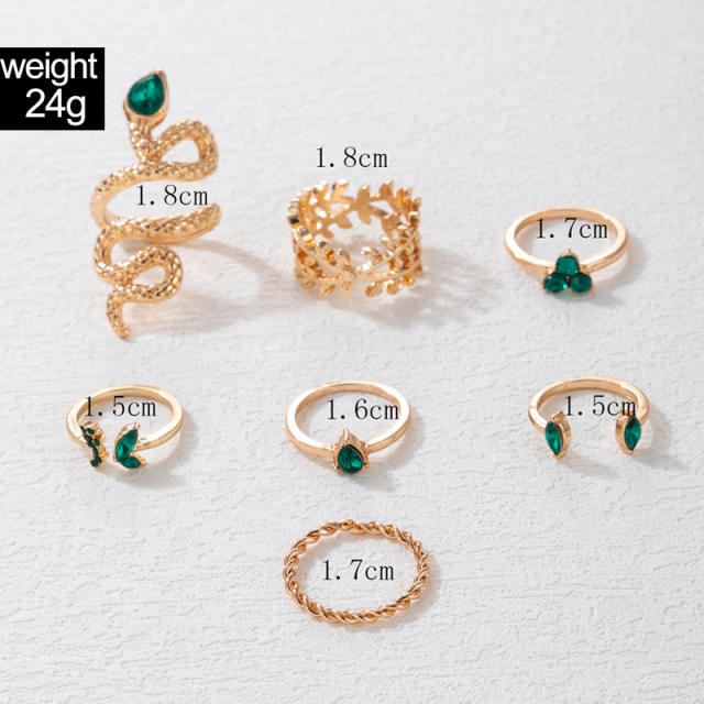 7pcs green color rhinestone snake stackable rings