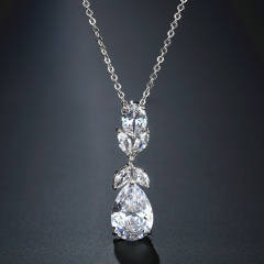 Eleagnt cubic zircon drop diamond necklace