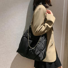 Korean fashion large capacity qulited tote bag