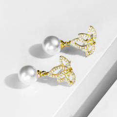 Creative hollow leaf cubic zircon pearl copper earrings