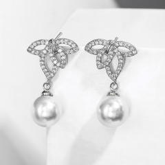 Creative hollow leaf cubic zircon pearl copper earrings