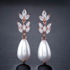 Occident fashion cubic zircon pearl drop diamond earrings