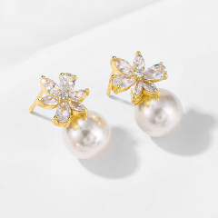 Classic cubic zircon flower pearl earrings