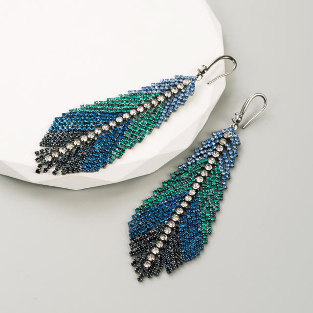 Luxury pave setting rhinestone leaf shape earrings
