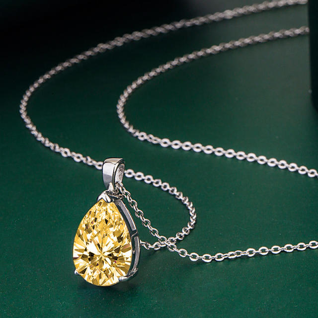Classic pearl cut cubic zircon copper pendant