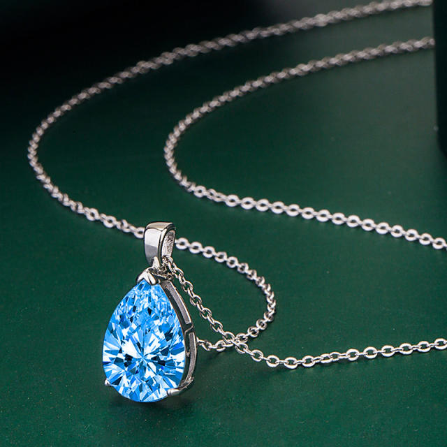 Classic pearl cut cubic zircon copper pendant