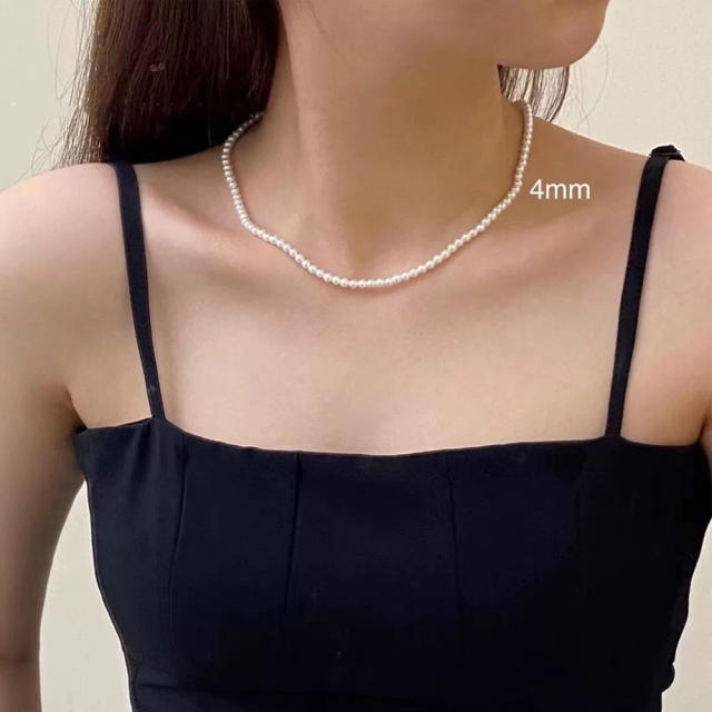 Classic pearl necklace