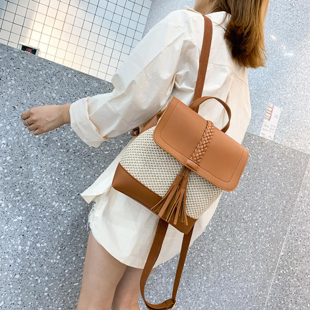 Popular natural tassel straw backpack