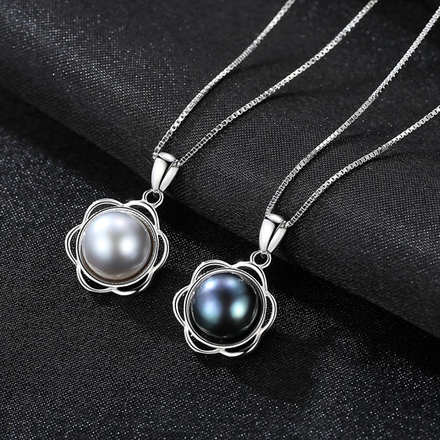 Sterling silver black pearl necklace