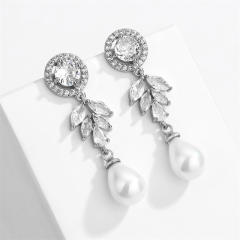 Luxury cubic zircon leaf design pearl drop diamond earrings