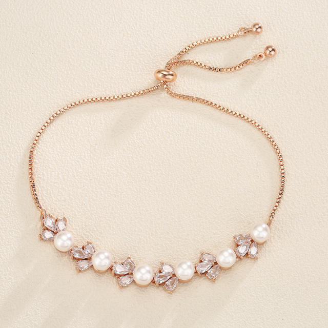 Korean fashion elegant cubic zircon pearl flower copper slide bracelet