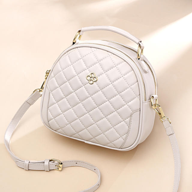 Classic hot sale qulited round shape crossbody bag