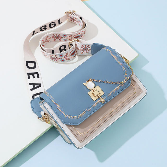 Sweet cat buckle women crossbody bag
