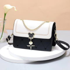 Easy match qulited crossbody bag