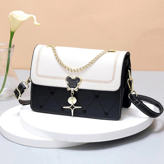 Easy match qulited crossbody bag