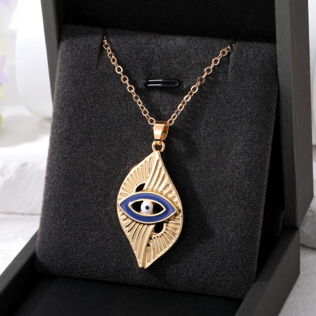 Alloy evil eye pendant necklace