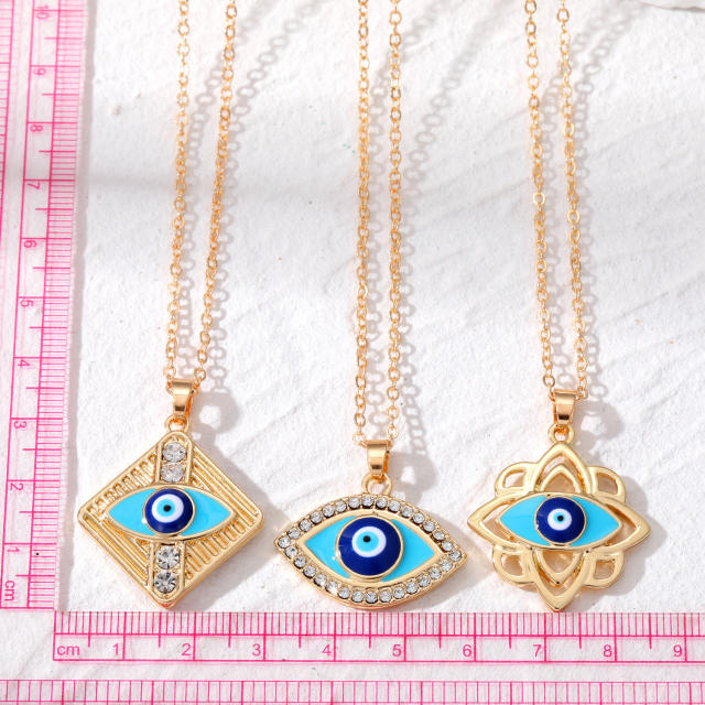 Vintage light blue evil eye alloy pendant necklace