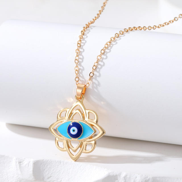 Vintage light blue evil eye alloy pendant necklace