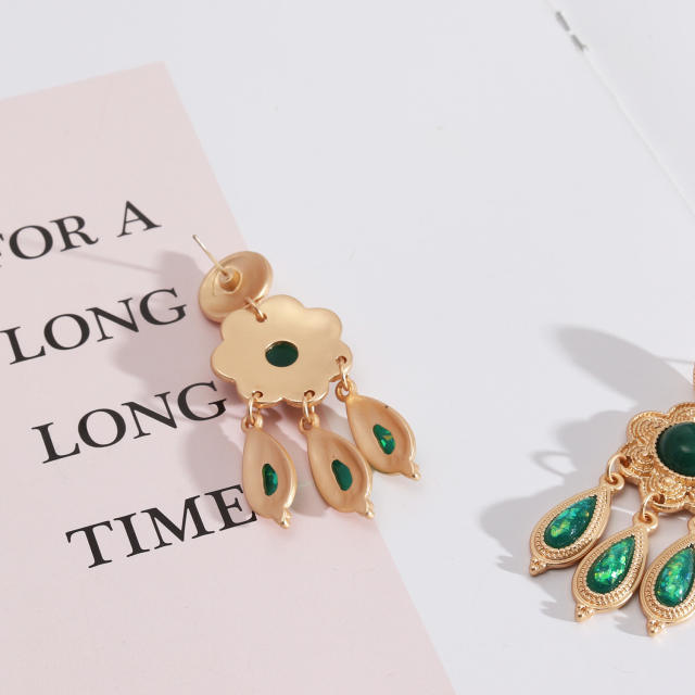 Baroque dangle earrings