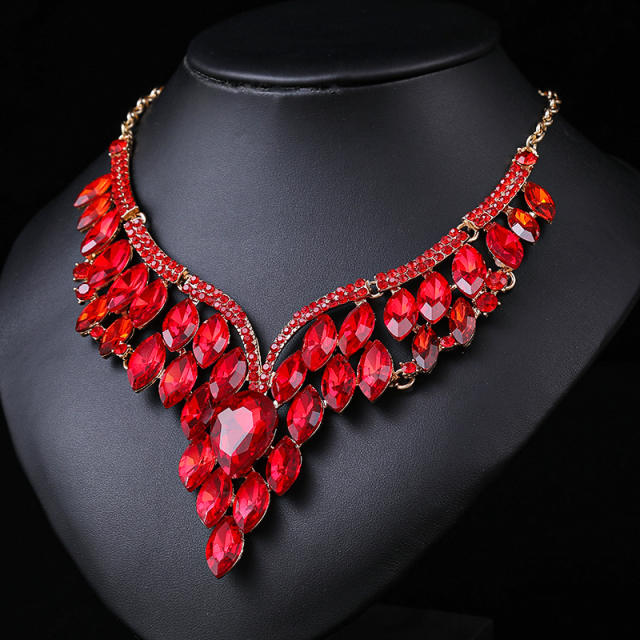 Occident fashion color glass crystal necklace set