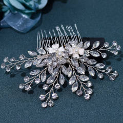 Elegant handmade cubic zircon leaf wedding hair combs