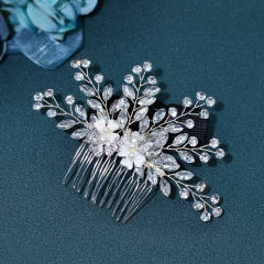 Elegant handmade cubic zircon leaf wedding hair combs