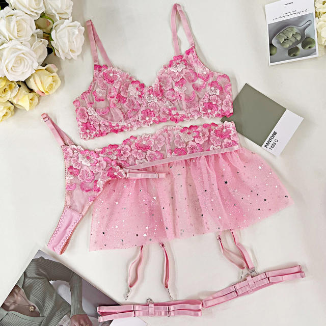 Sexy embroidery flower pink color lingerie set