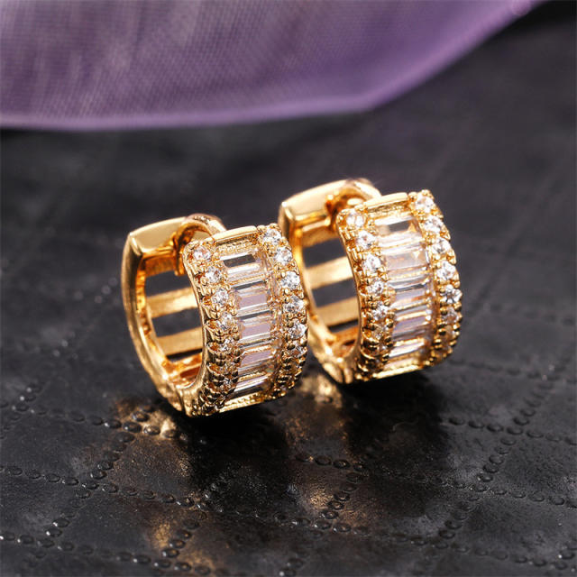 Popular cubic zircon diamond huggie earrings