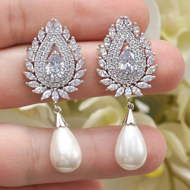 Delicate handmade cubic zircon setting pearl drop earrings