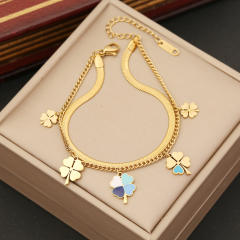 Fashionable green color clover charm stainless steel necklace set