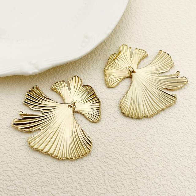 Gold color creative leaf shape stainless steel earrings