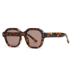 C4