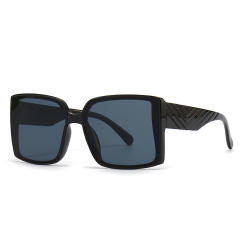 Fashionable large frame sunglasses
