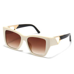 Fashionable square shape sunglasses
