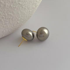 French trend elegant gray color pearl studs earrings