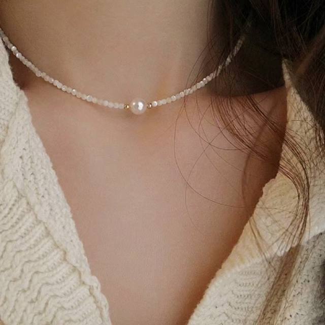 Concise one pearl bead choker necklace