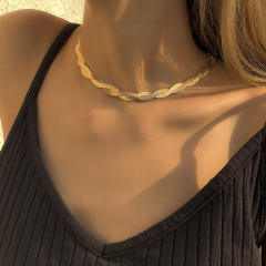 Concise snake chain twisted metal choker necklace set