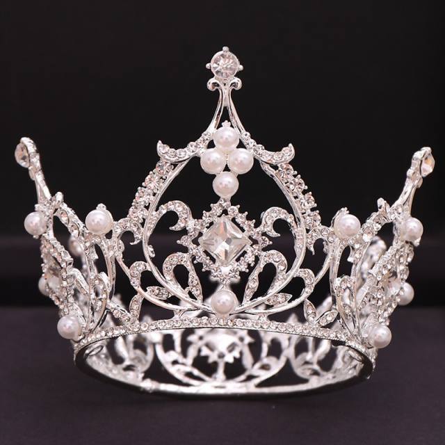 Baroque glass crystal statement round crown